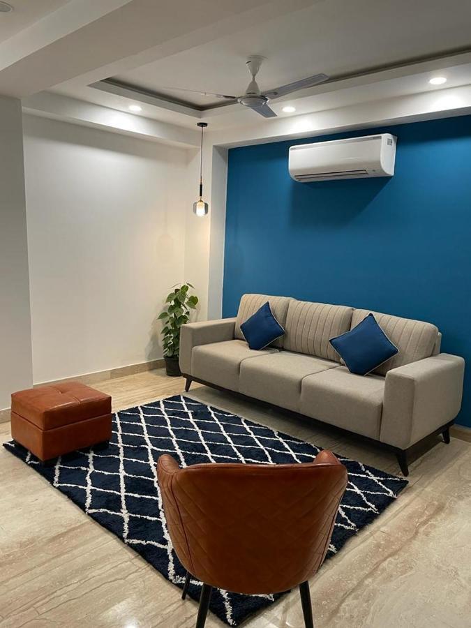 Flxho Uno - Serviced Apartment & Rooms - Golf Course Road Гургаон Экстерьер фото