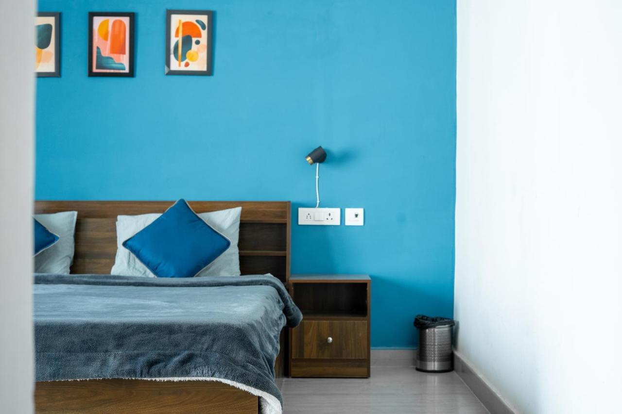 Flxho Uno - Serviced Apartment & Rooms - Golf Course Road Гургаон Экстерьер фото